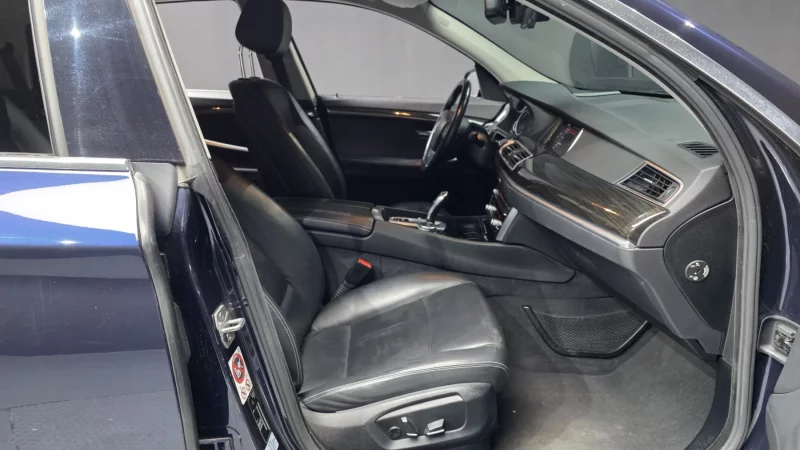 BMW 5-Series Gran Turismo