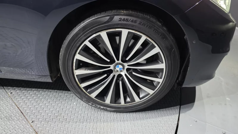 BMW 5-Series Gran Turismo