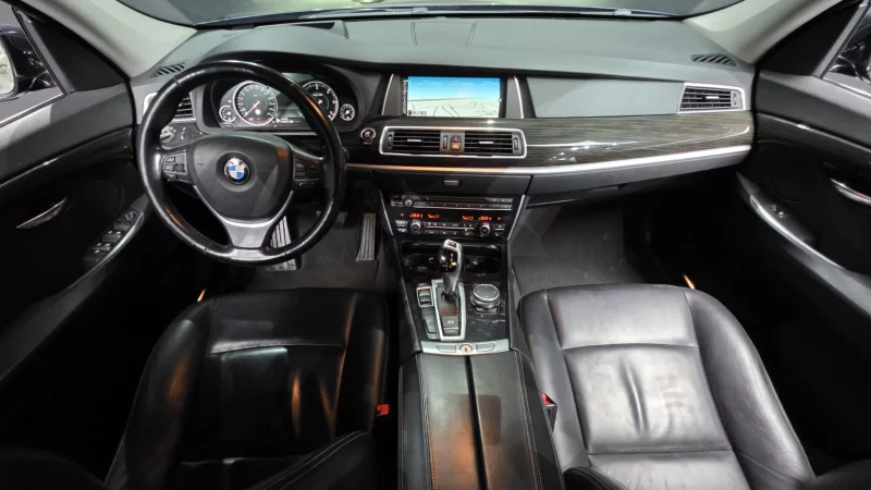 BMW 5-Series Gran Turismo