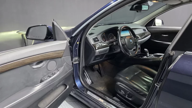 BMW 5-Series Gran Turismo