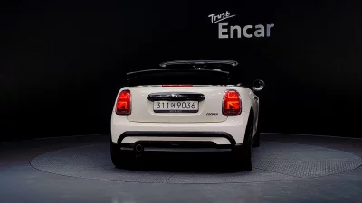 MINI Cooper Convertible