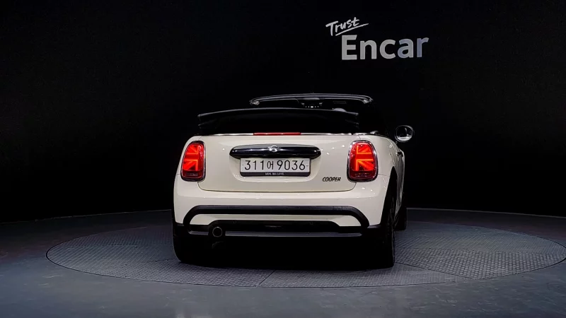 MINI Cooper Convertible