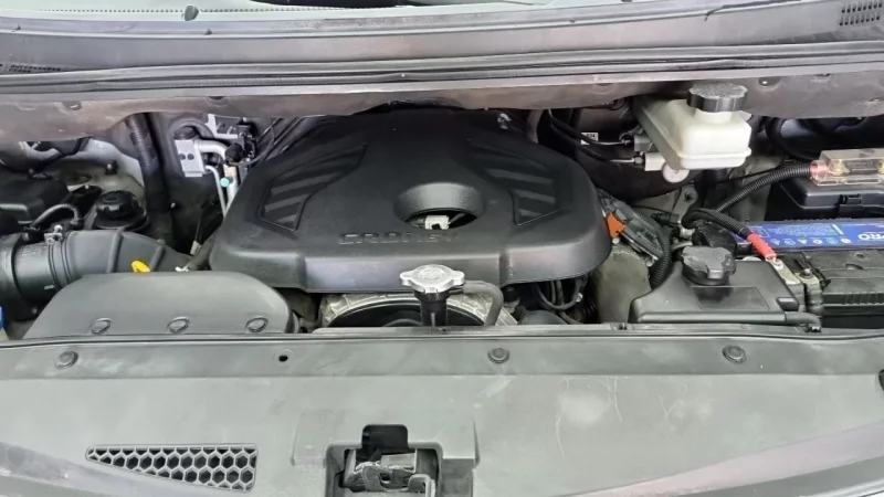 Hyundai Starex