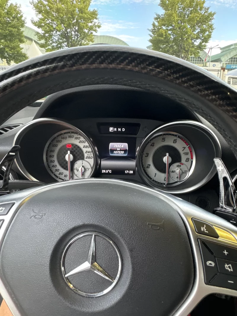 Mercedes-Benz SLK-Class