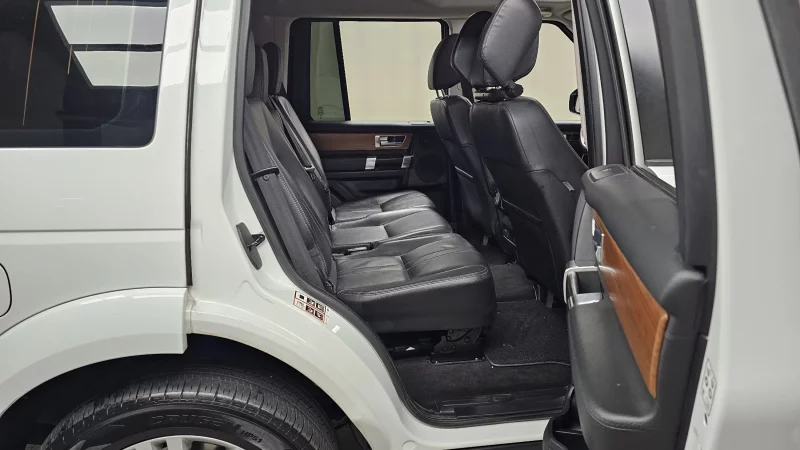 Land Rover DISCOVERY