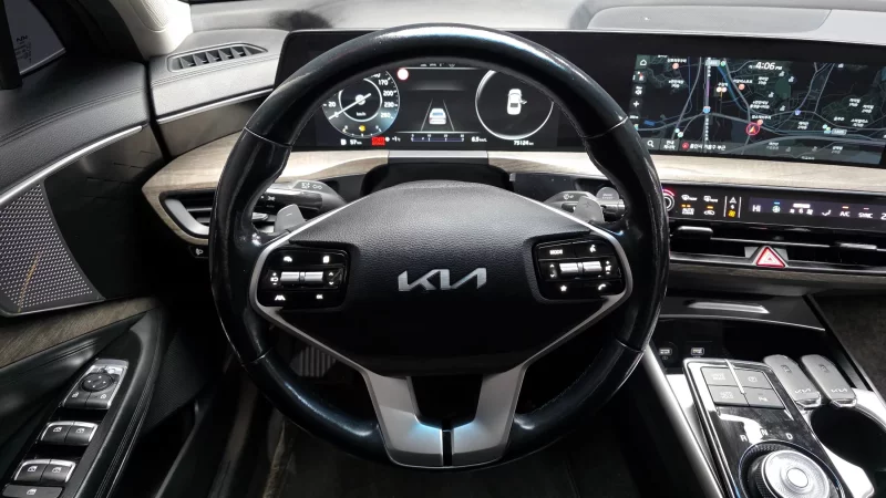 Kia K8