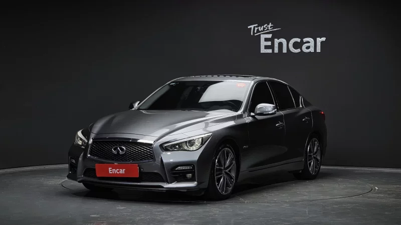 Infiniti Q50