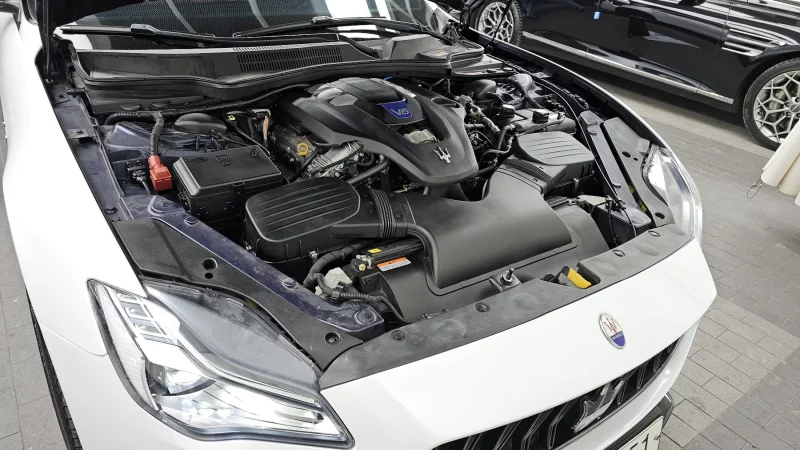 Maserati QUATTROPORTE