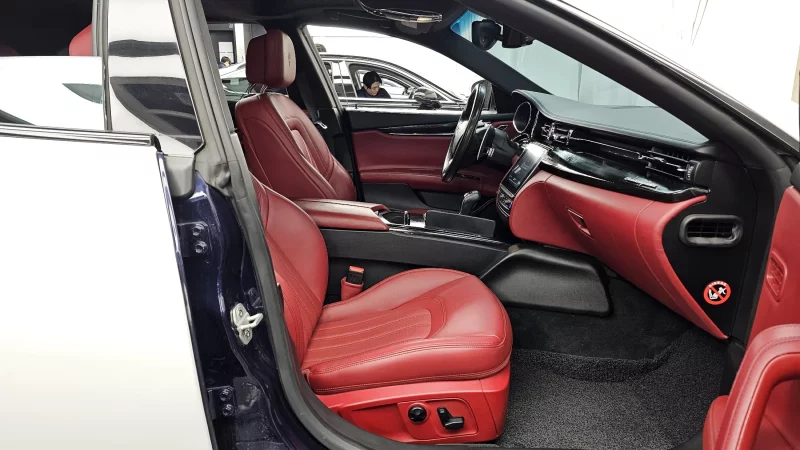 Maserati QUATTROPORTE