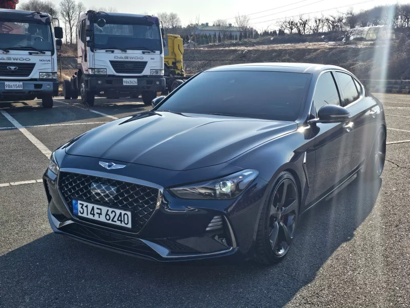 Genesis G70