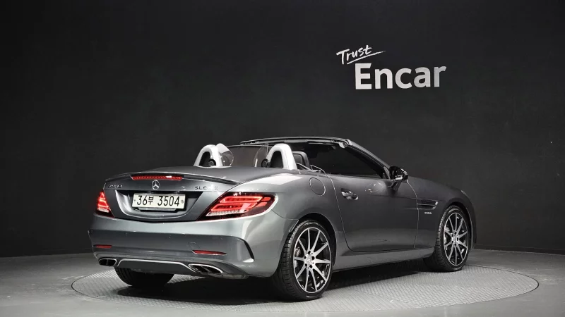 Mercedes-Benz SLC-Class