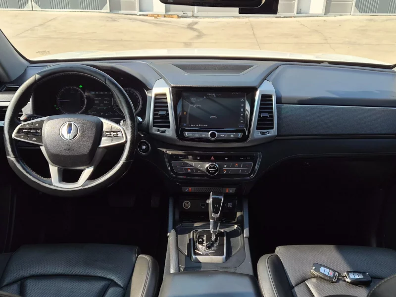 SsangYong Rexton Sports