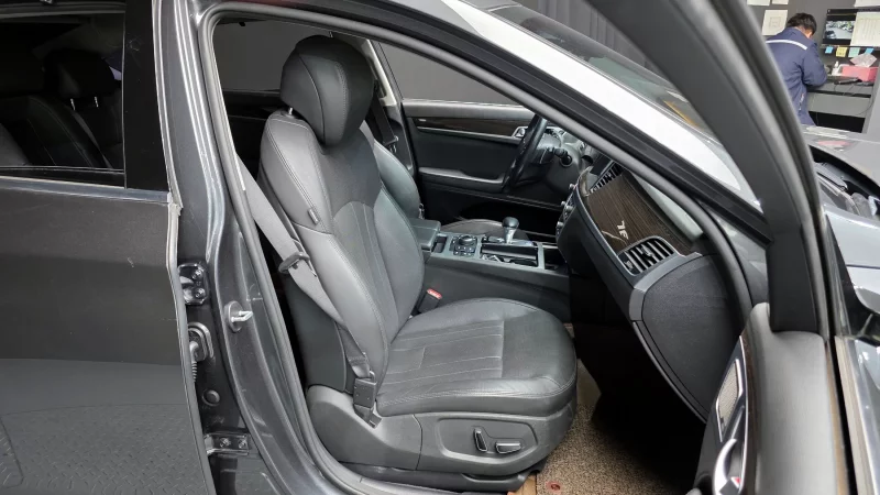 Genesis G80