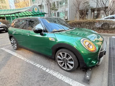 MINI Clubman