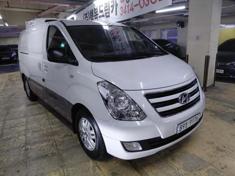Hyundai Starex