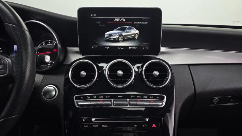 Mercedes-Benz C-Class