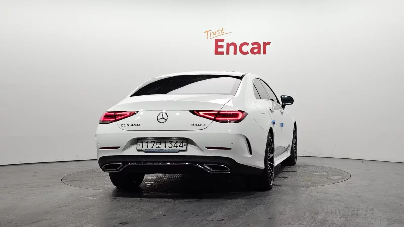 Mercedes-Benz CLS-Class