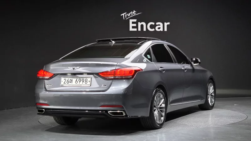 Hyundai Genesis