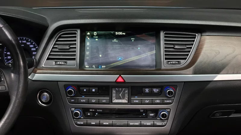 Hyundai Genesis