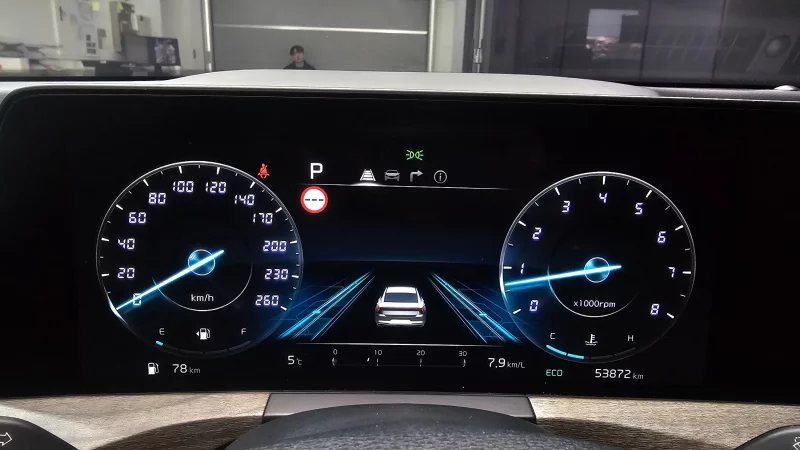 Kia K8