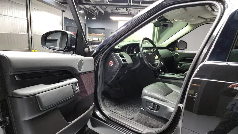 Land Rover DISCOVERY