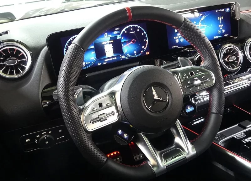 Mercedes-Benz GLA-Class