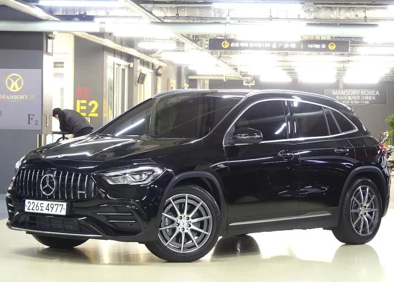 Mercedes-Benz GLA-Class