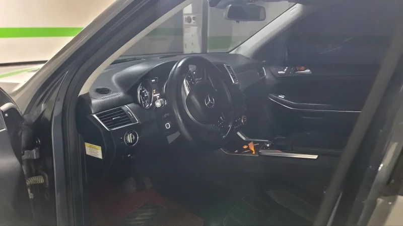 Mercedes-Benz GL-Class