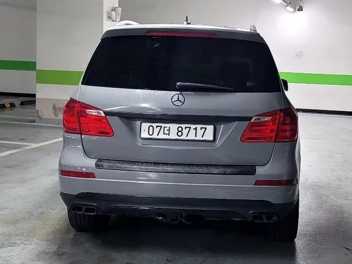 Mercedes-Benz GL-Class