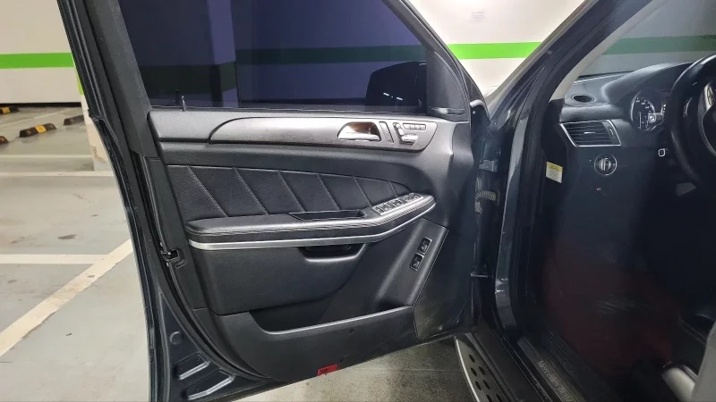 Mercedes-Benz GL-Class