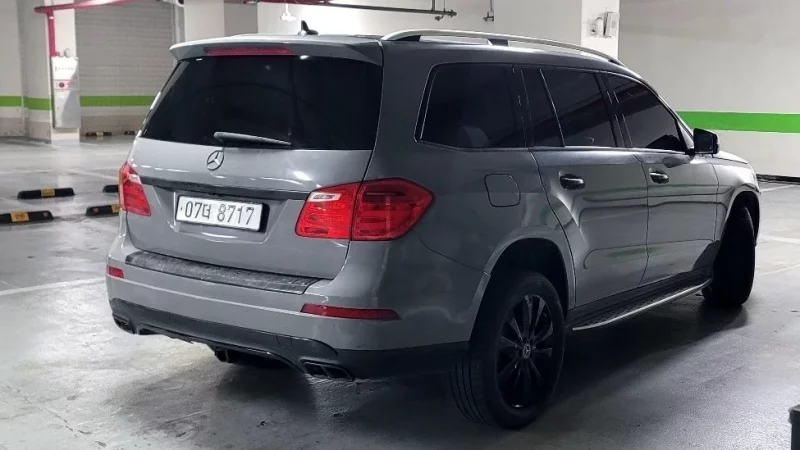 Mercedes-Benz GL-Class