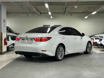 Lexus ES350