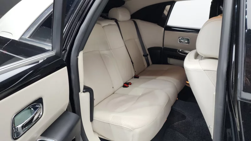 Rolls-Royce GHOST