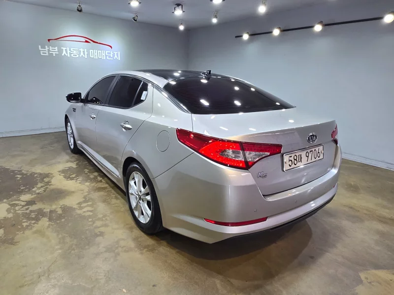 Kia K5