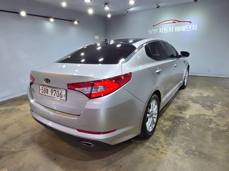 Kia K5