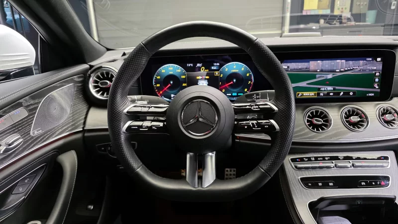 Mercedes-Benz CLS-Class
