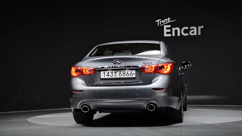 Infiniti Q50