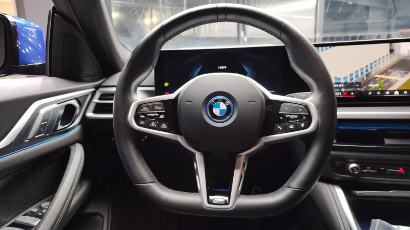 BMW i4