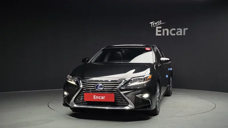 Lexus ES300h