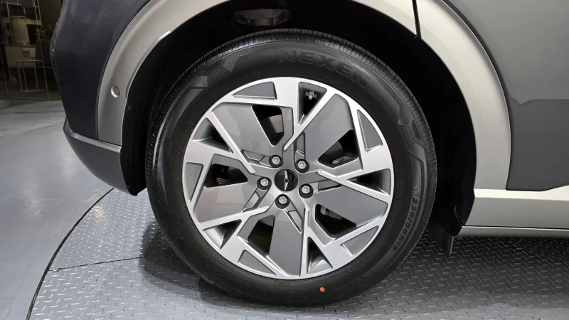 Genesis GV60