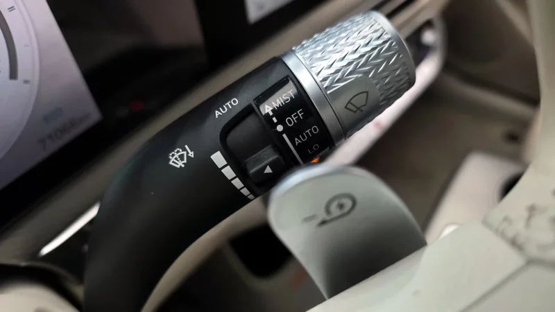 Genesis GV60