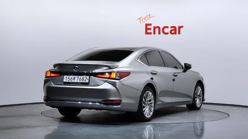 Lexus ES300h