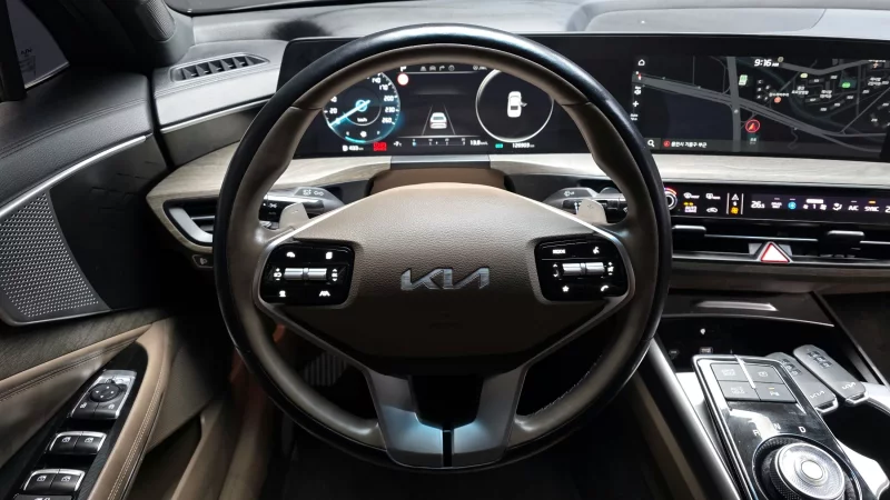 Kia K8
