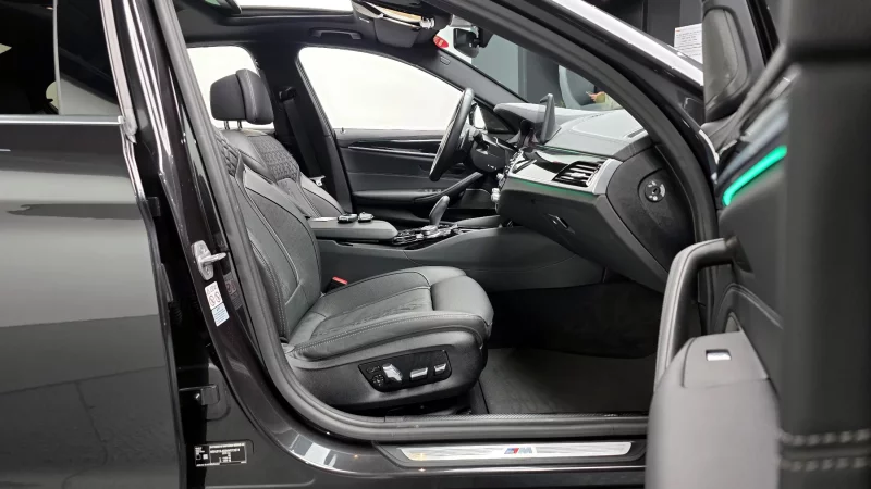 BMW 5-Series