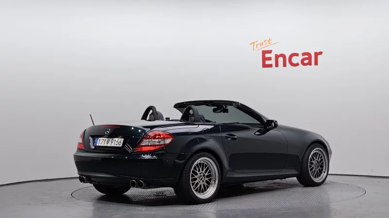 Mercedes-Benz SLK-Class