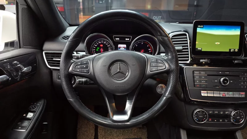 Mercedes-Benz GLE-Class
