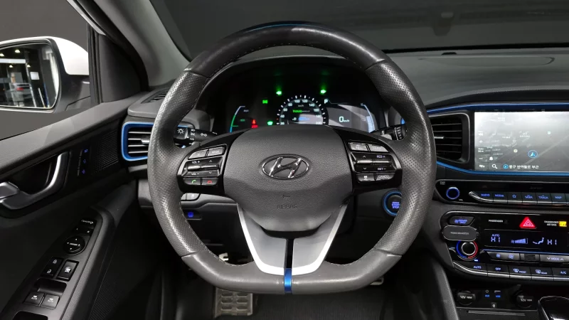 Hyundai Ioniq