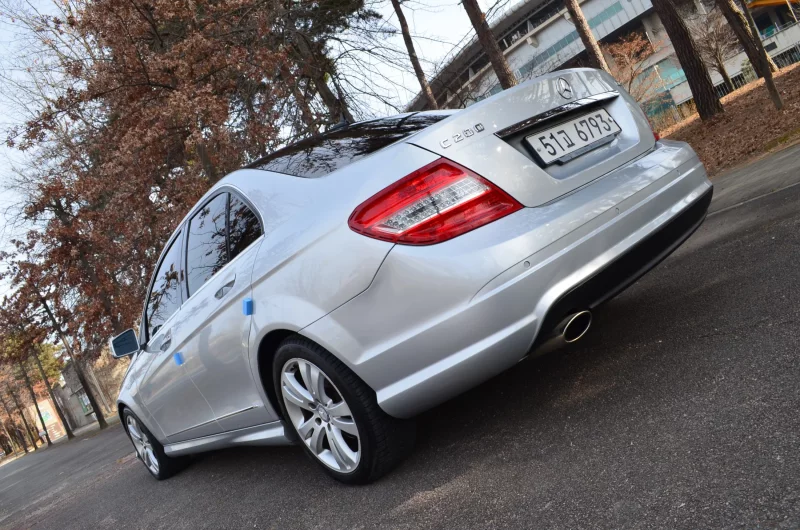 Mercedes-Benz C-Class