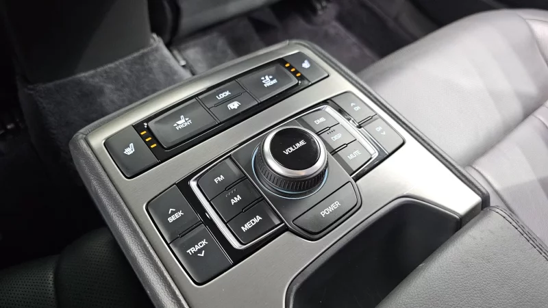 Hyundai Genesis