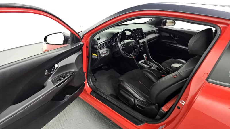 Hyundai Veloster